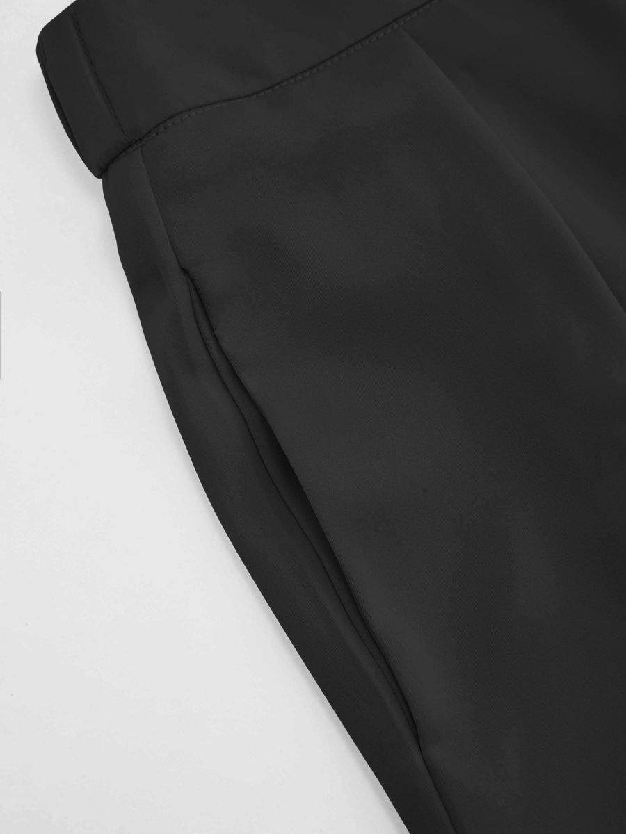 Italian Nova – High-waisted Pleated wide-leg trousers in Bossy Black