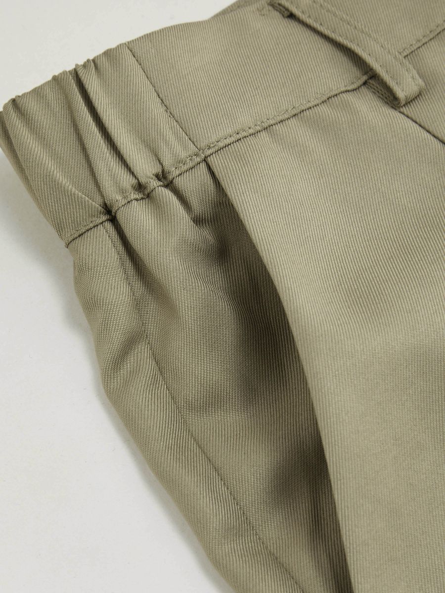 Italian Nova – High-waisted Pleated wide-leg trousers in Sage Olive
