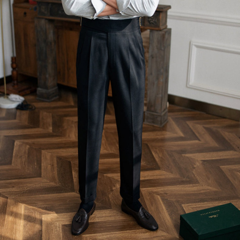 Italian Nova β Signature Gurkha Trousers in Classic Black