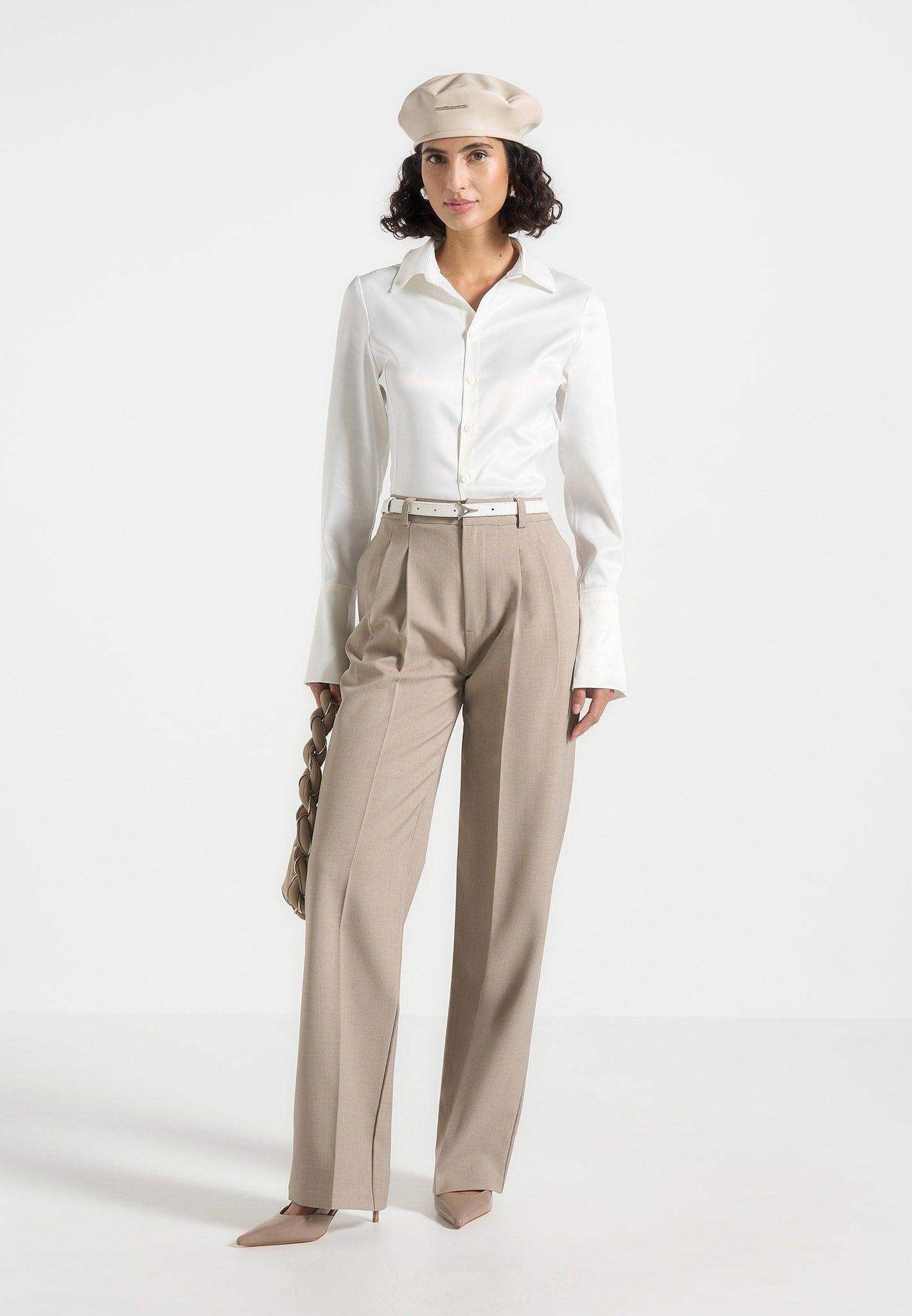 Italian Nova – High-waisted Pleated trousers in Light Taupe