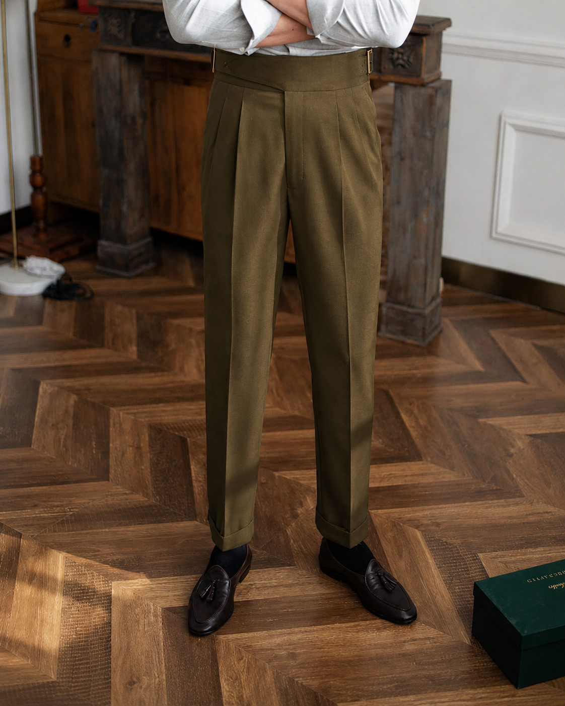Italian Nova – Signature Gurkha Trousers in Dark Olive Green