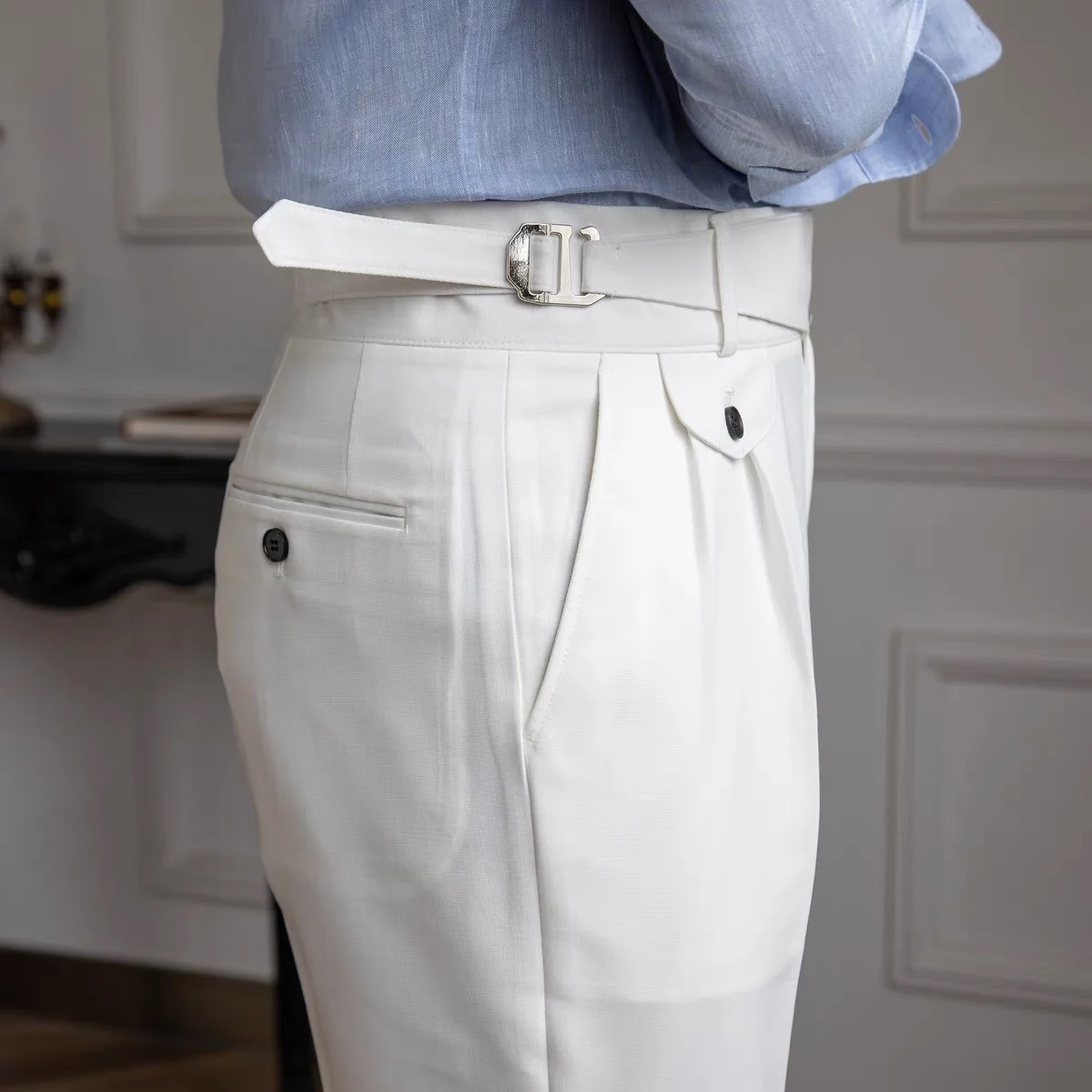 Italian Nova – Classic Gurkha Trousers in Elegant White